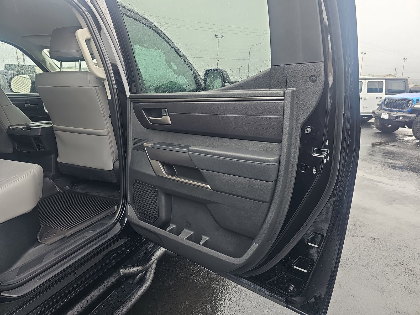 Used 2024 Toyota Tundra SR5 w/ SR5 Premium Package image 25