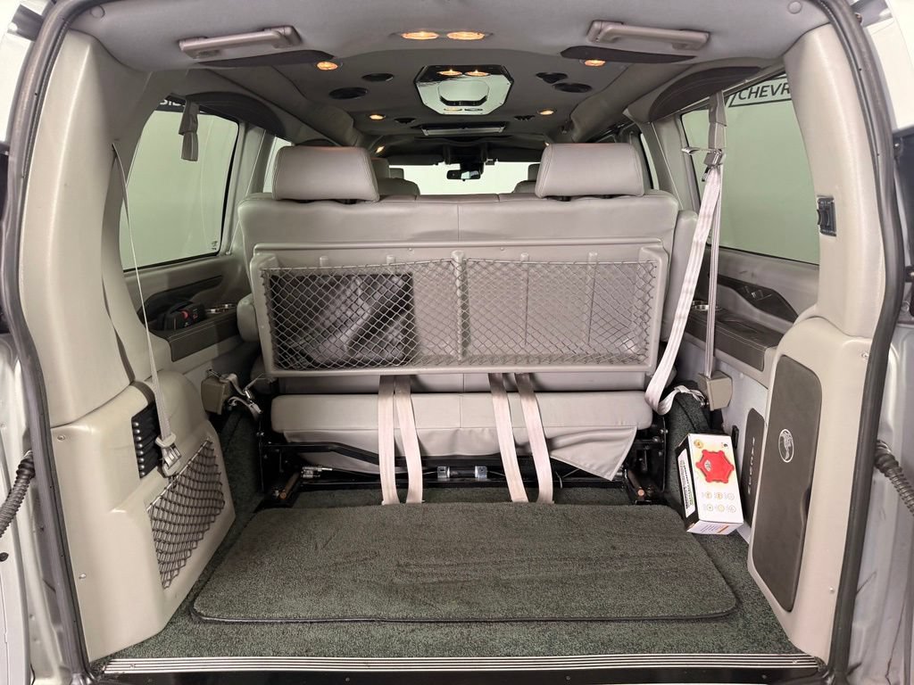 Used 2021 Chevrolet Express 2500 LS w/ Enhanced Convenience Package RWD image 25
