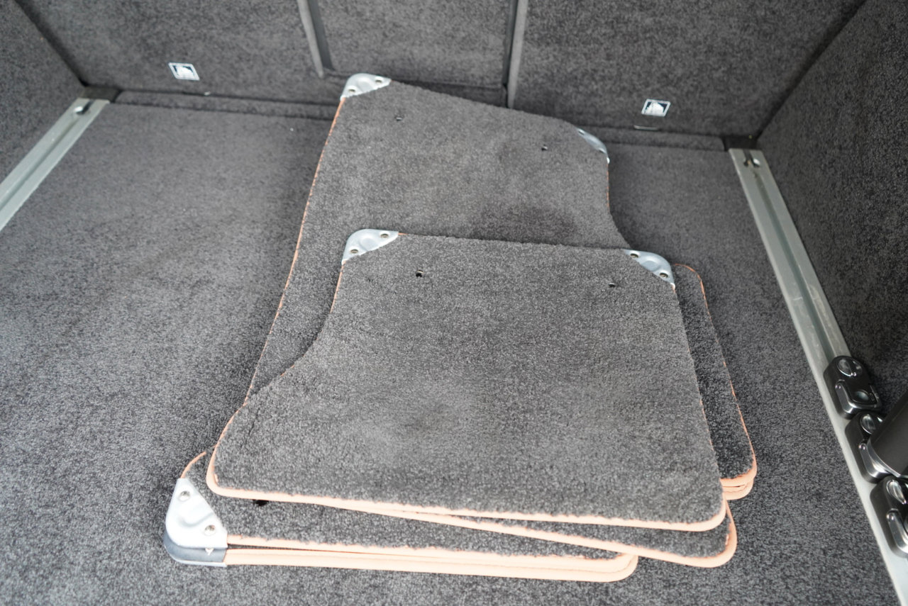 Used 2017 Land Rover Range Rover SV Autobiography Dynamic image 49