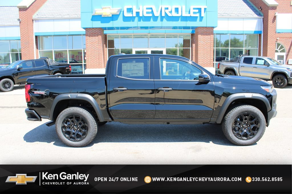 New 2026 Chevrolet Colorado Trail Boss AWD/4WD image 1