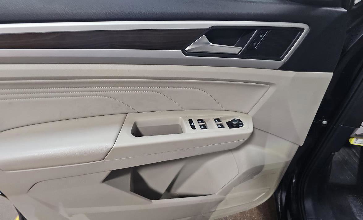 Used 2022 Volkswagen Atlas SE image 13