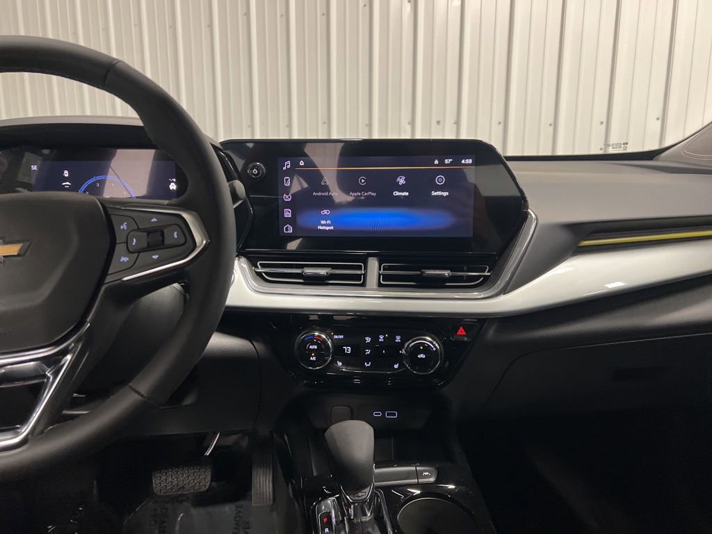 New 2026 Chevrolet Trax LT w/ Driver Confidence Package image 13