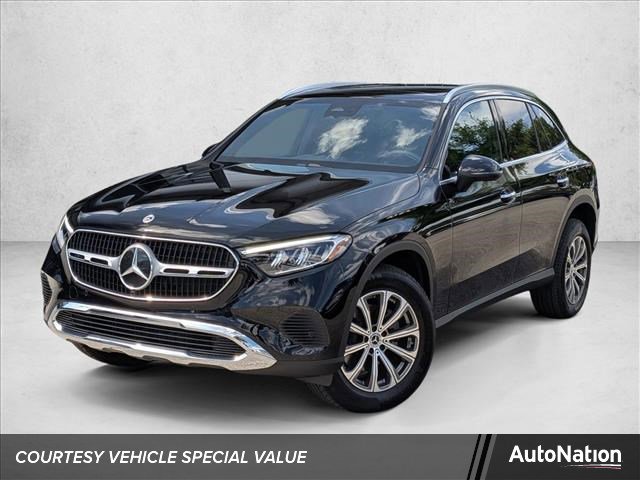 Certified 2026 Mercedes-Benz GLC 300 image 1