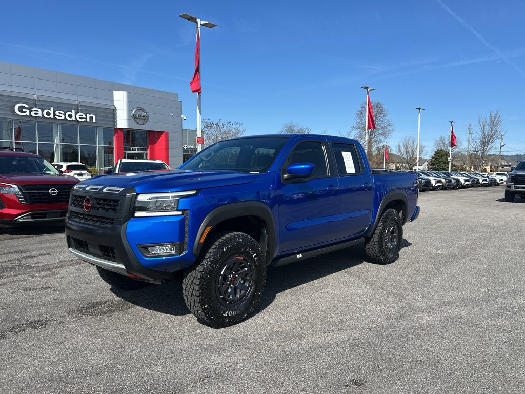 Used 2025 Nissan Frontier PRO-4X image 7