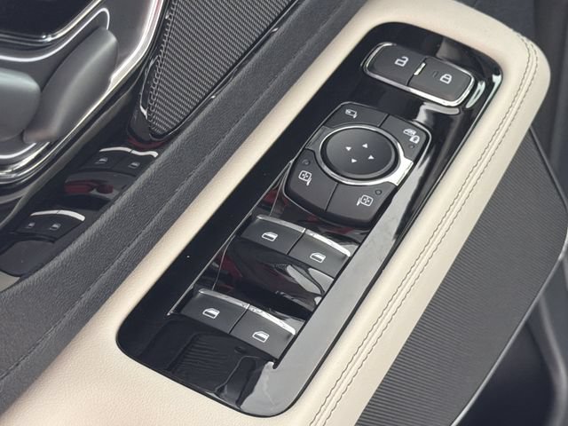 New 2026 Lincoln Aviator AWD image 18