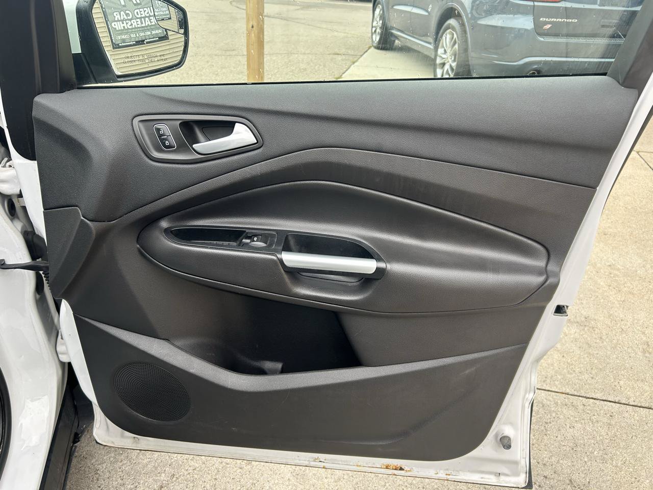 Used 2017 Ford Escape SE FWD image 16
