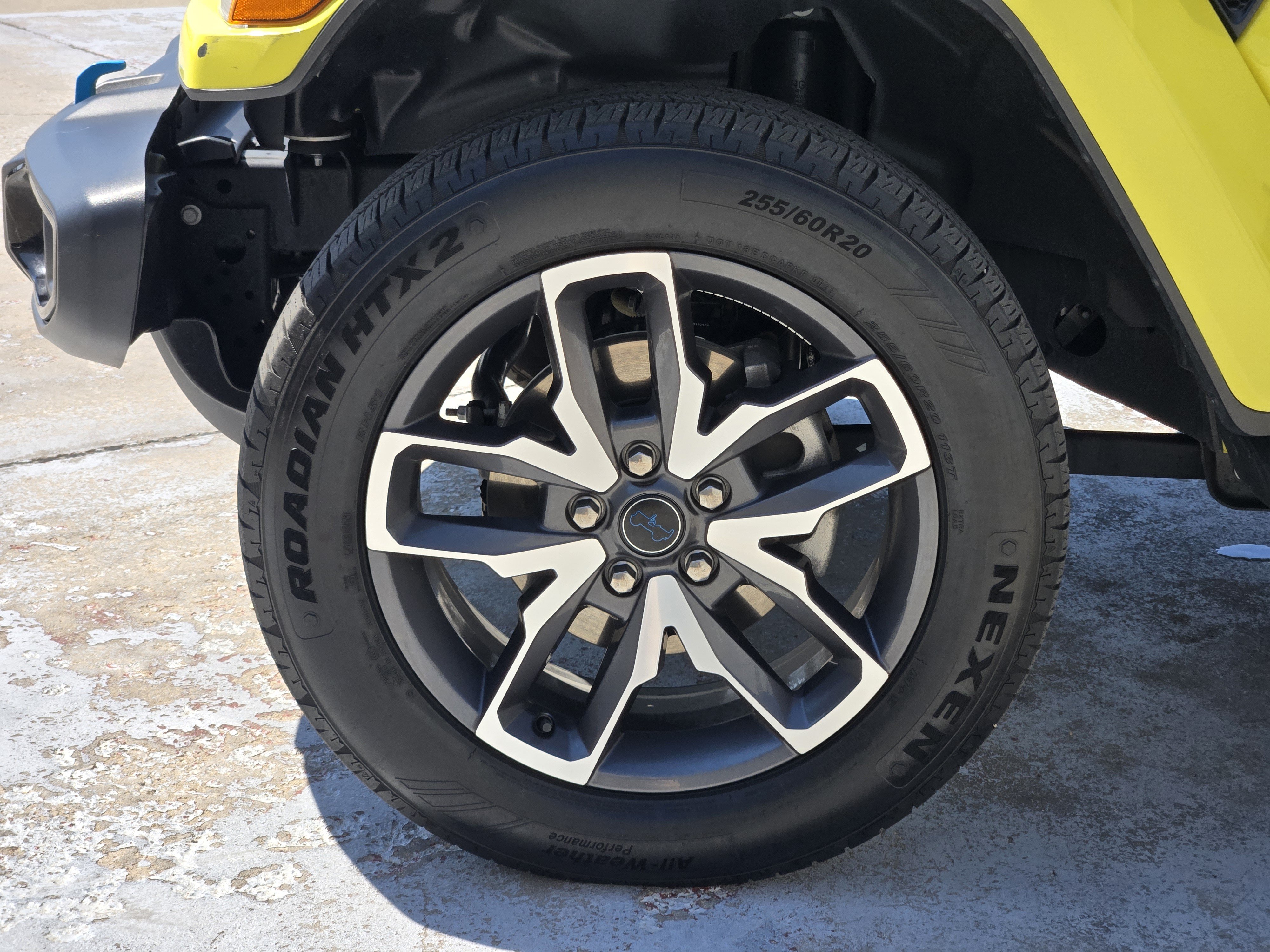 Used 2024 Jeep Wrangler Unlimited AWD/4WD image 13