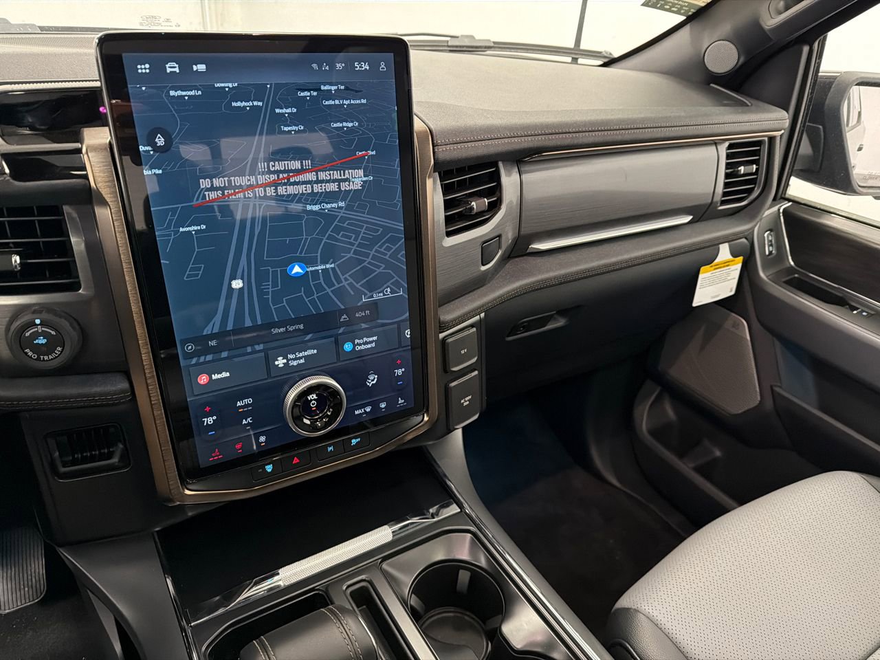 New 2025 Ford F150 Lightning Lariat image 30