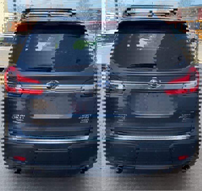 Used 2022 Subaru Ascent Limited w/ Technology Package image 8