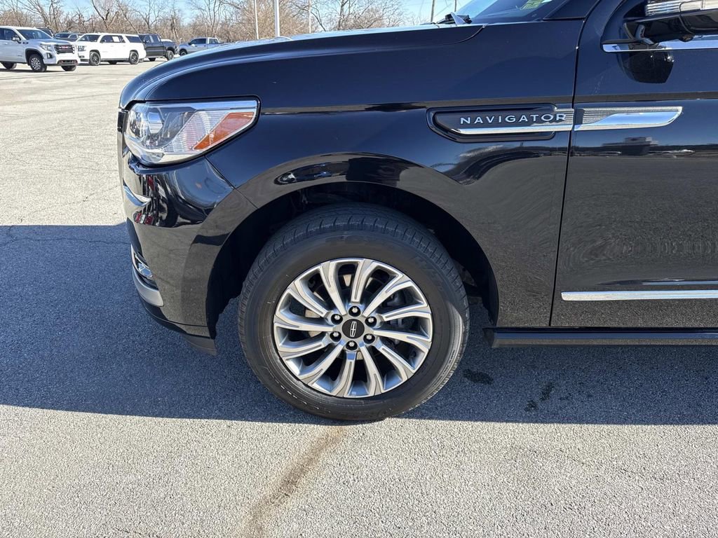 Used 2024 Lincoln Navigator L 4WD image 31