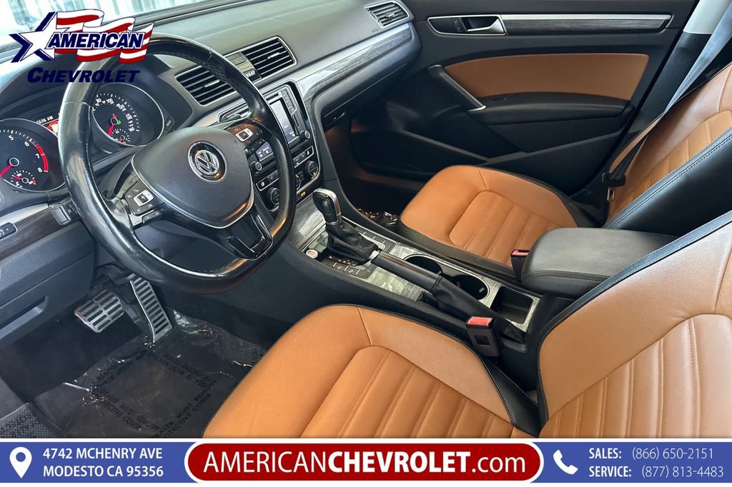 Used 2018 Volkswagen Passat 3.6 SEL Premium FWD image 10