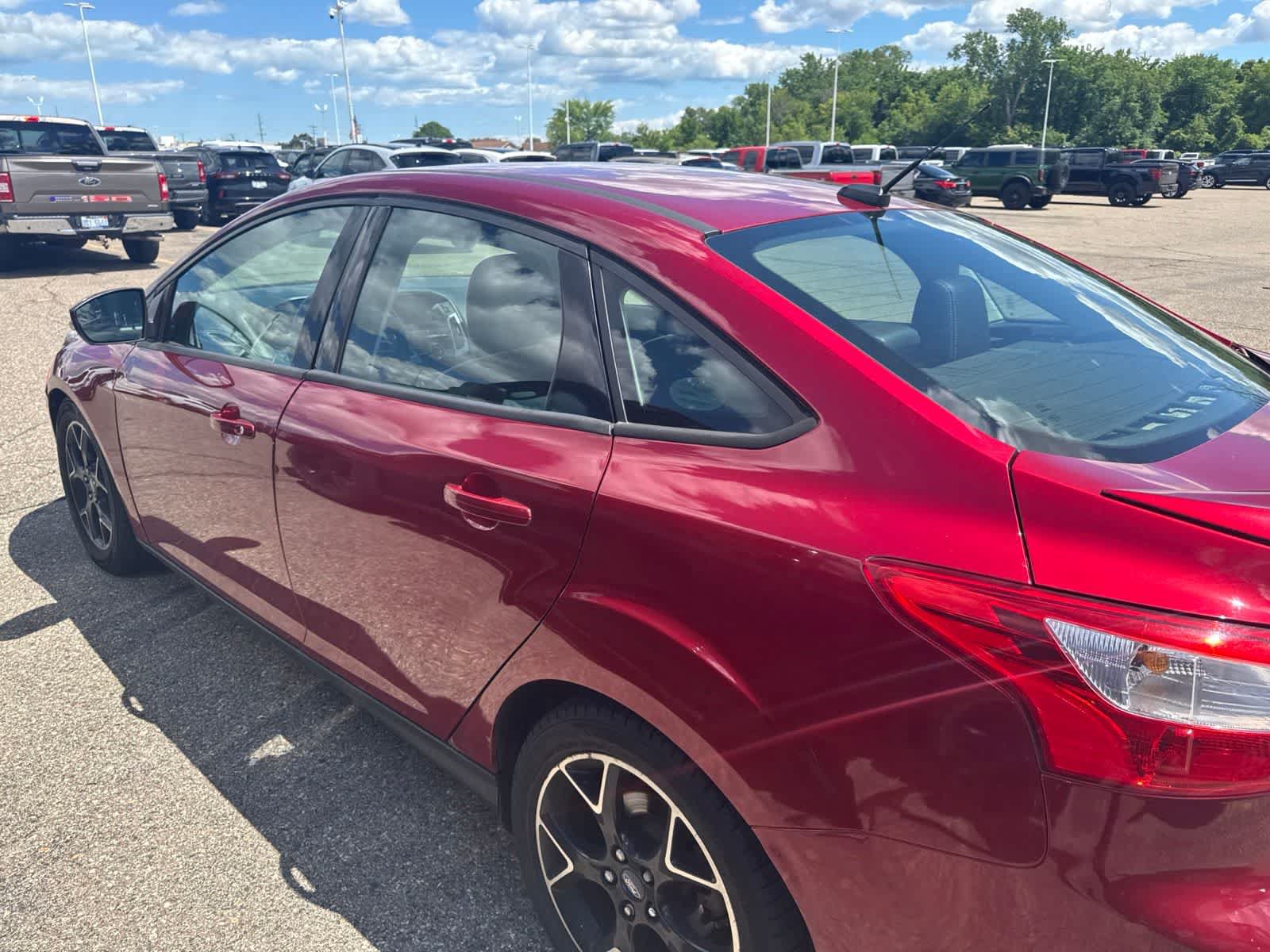 Used 2013 Ford Focus SE FWD image 17