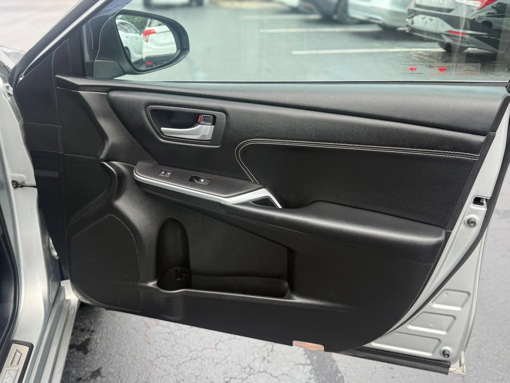 Certified 2016 Toyota Camry XLE w/ Advanced Technology Package FWD image 22