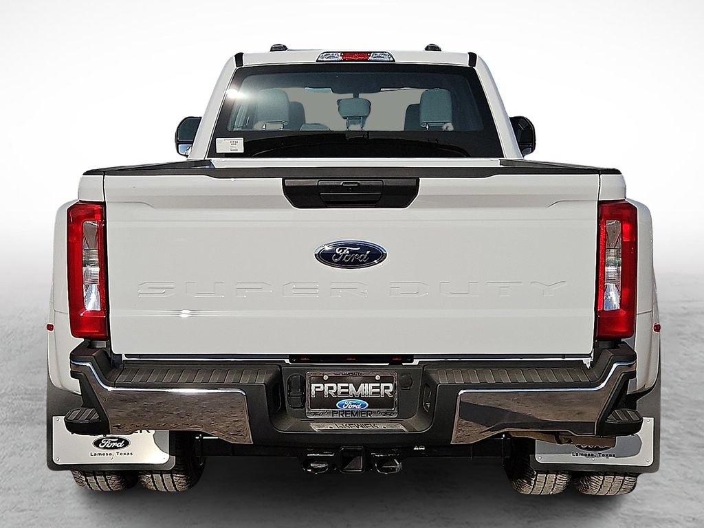 New 2026 Ford F350 XL w/ XL Chrome Package AWD/4WD image 9
