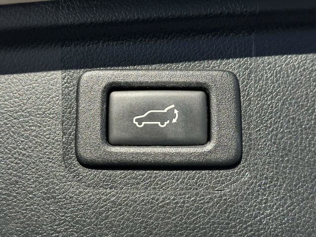 Used 2017 Subaru Outback 2.5i Limited image 22