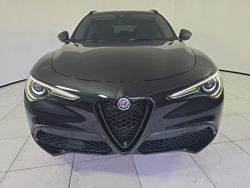 Used 2020 Alfa Romeo Stelvio w/ Nero Edizione RWD image 2