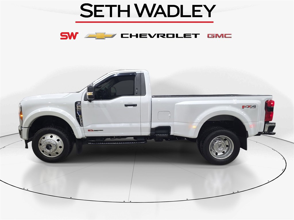 Used 2024 Ford F450 XLT w/ 360-Degree Camera Package image 4