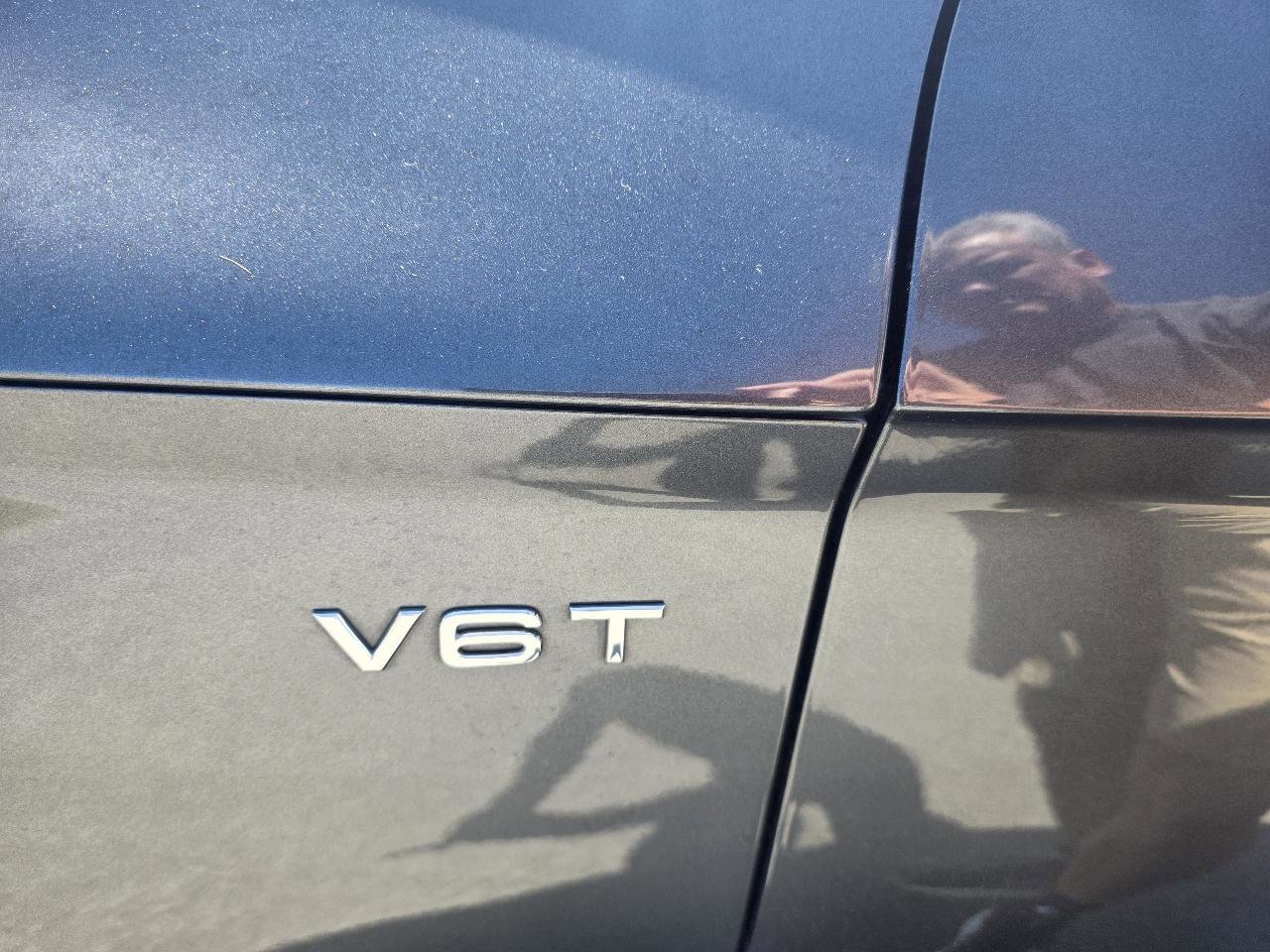 Used 2018 Audi SQ5 Premium Plus w/ Navigation Package image 7