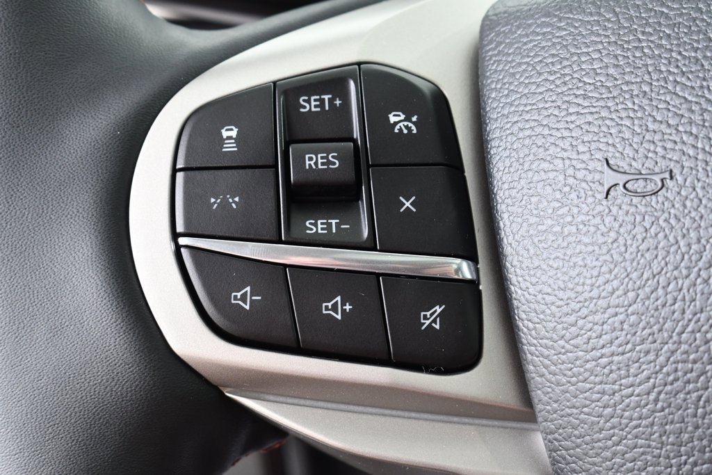New 2025 Ford Explorer Active w/ Active Comfort Package image 33
