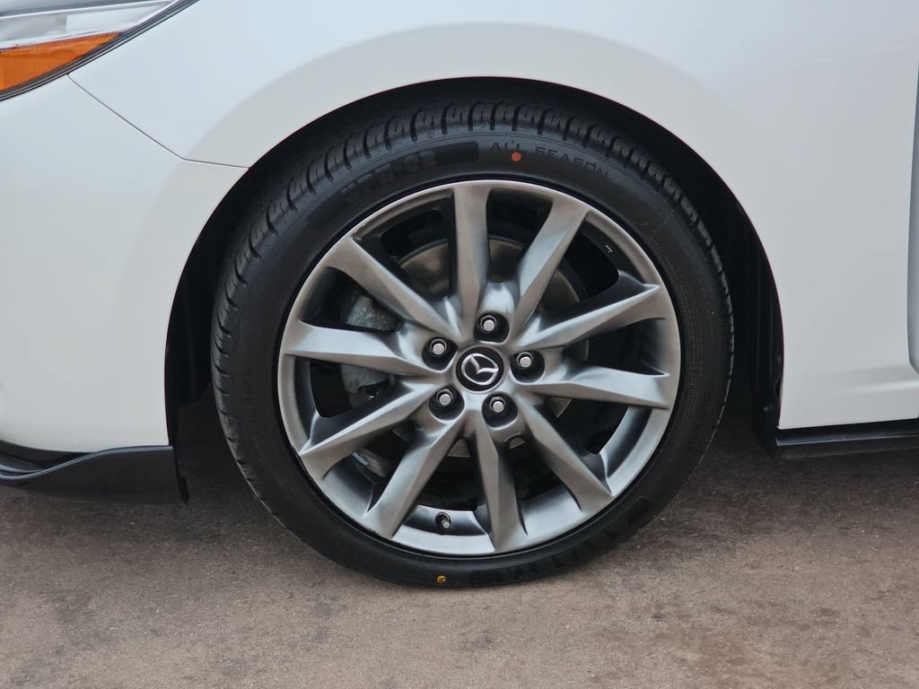 Used 2018 MAZDA MAZDA3 Touring FWD image 35
