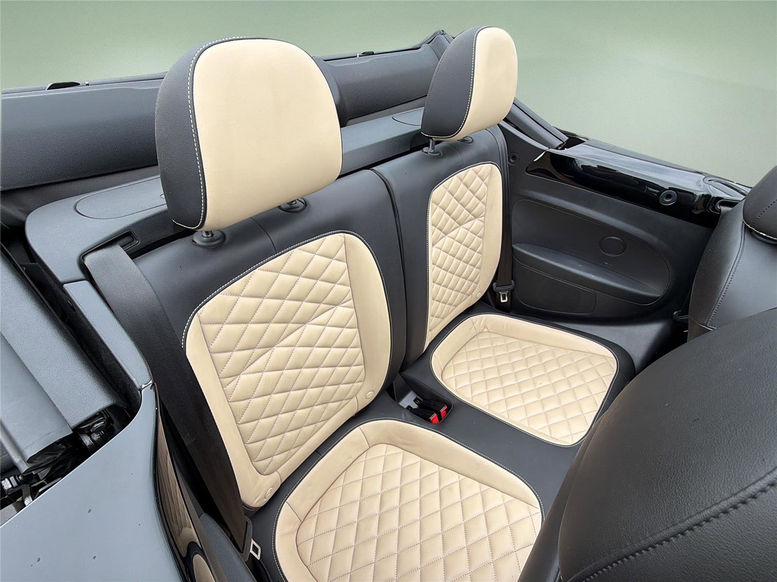 Used 2019 Volkswagen Beetle 2.0T Final Edition SEL FWD image 24