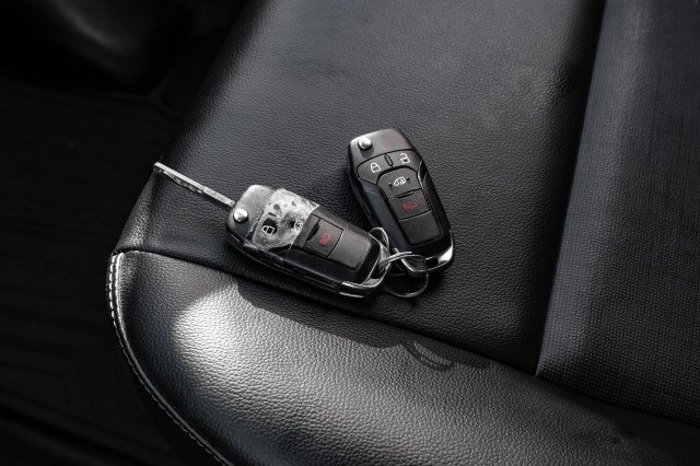 Used 2023 Ford Transit 150 Medium Roof AWD image 40