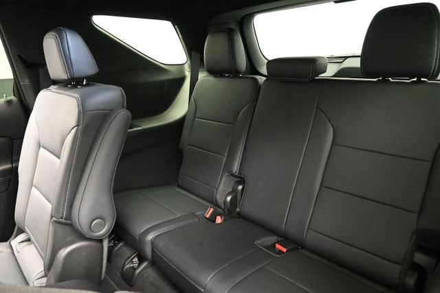 Used 2026 Chevrolet Traverse LT w/ Driver Confidence Package FWD image 21