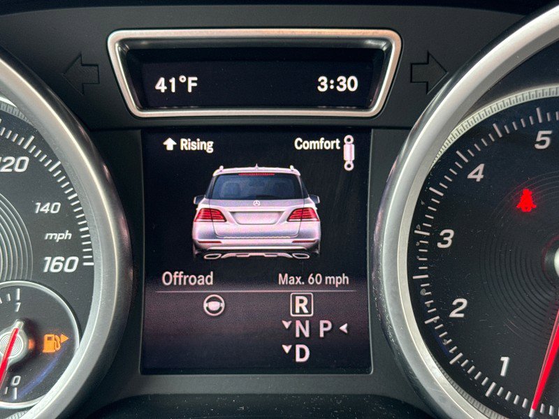 Used 2016 Mercedes-Benz GLE 400 4MATIC image 24