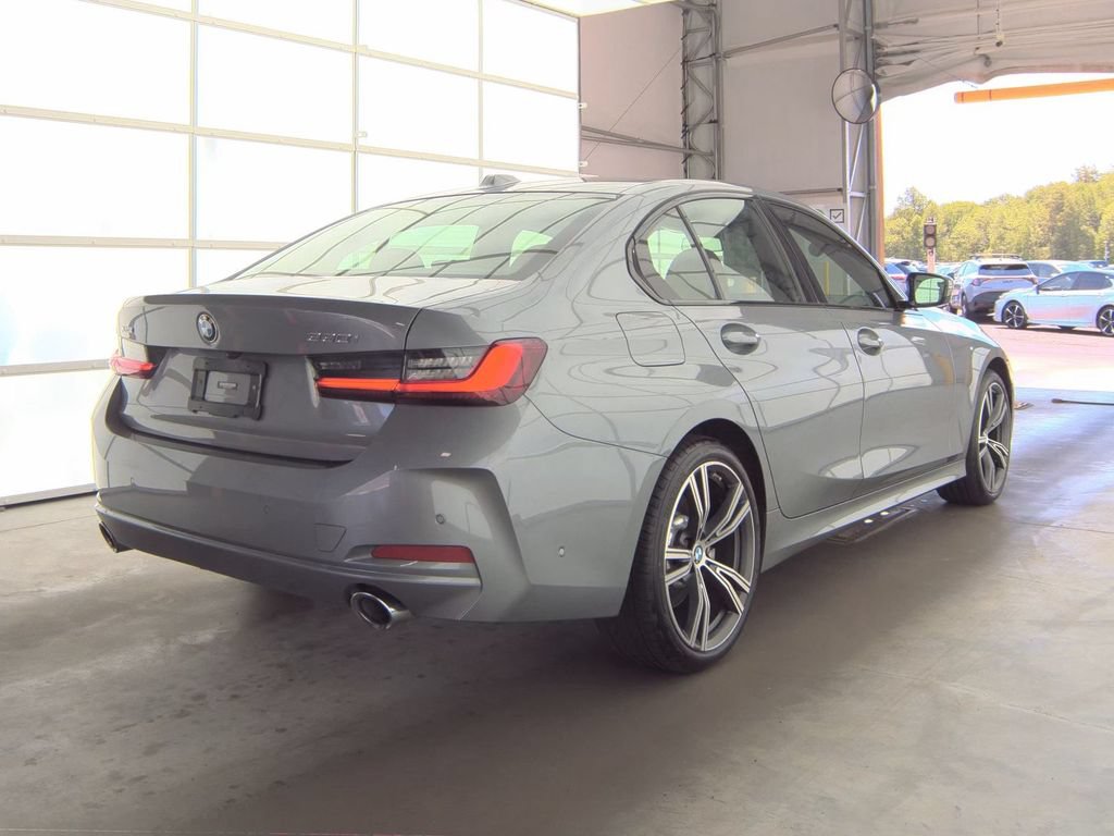 Used 2023 BMW 330i xDrive Sedan w/ Parking Assistance Package AWD/4WD image 8