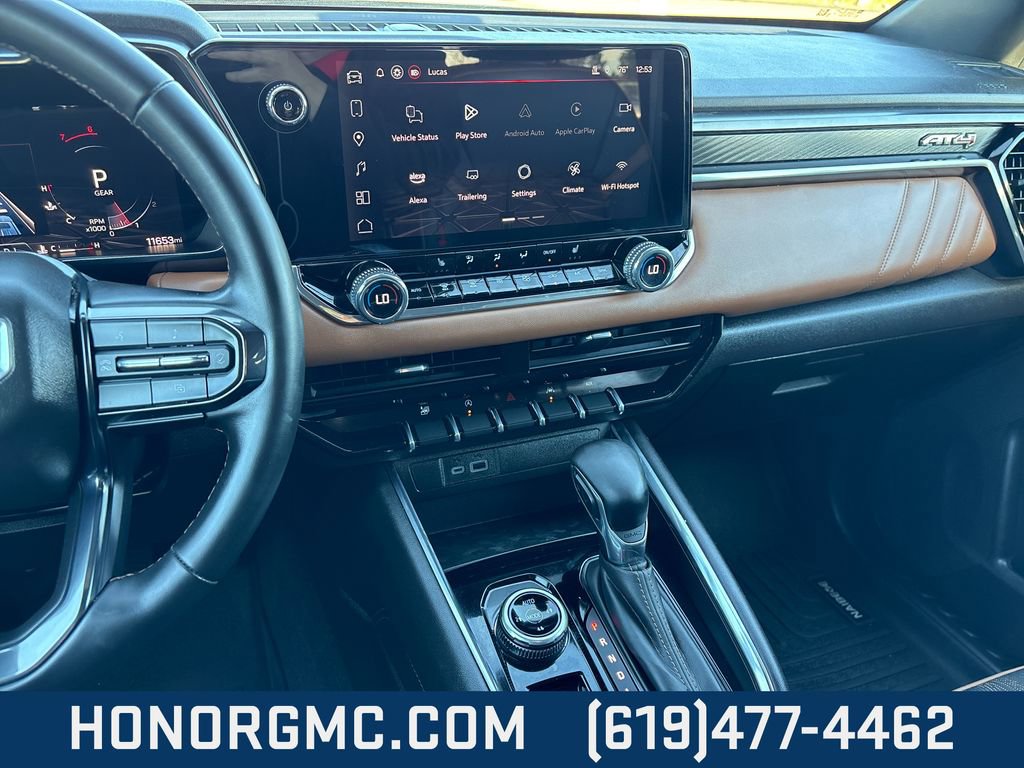 Used 2025 GMC Canyon AT4 image 30