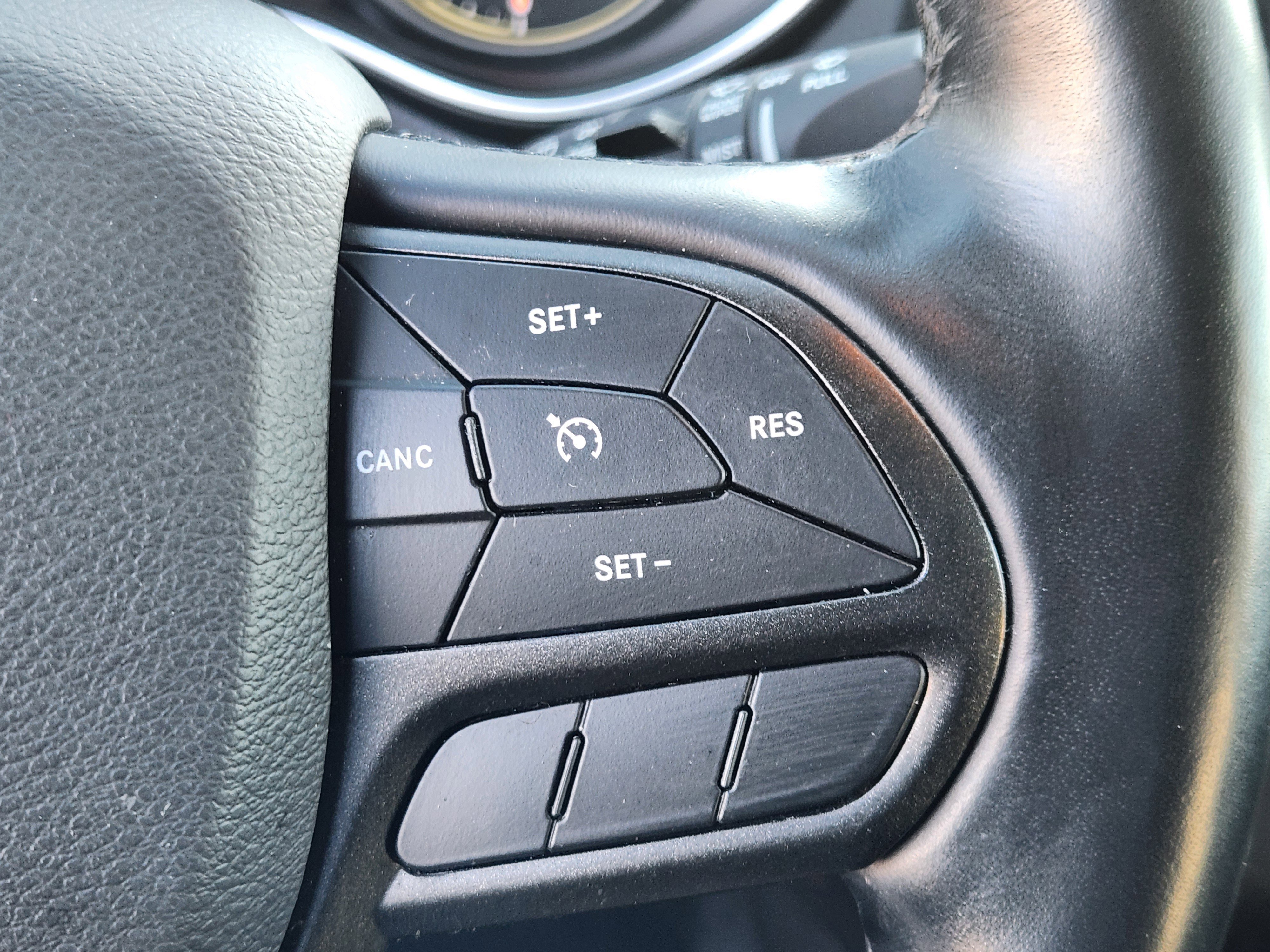 Used 2021 Jeep Cherokee Trailhawk w/ Sun, Sound & Nav Group image 25