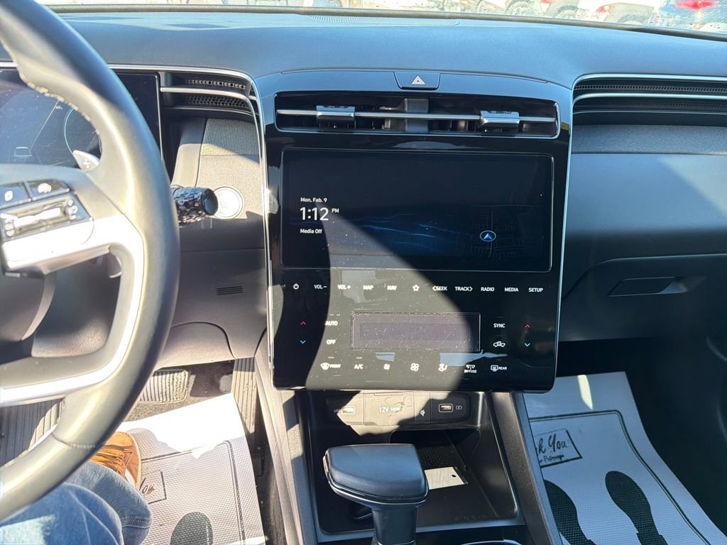 Certified 2024 Hyundai Santa Cruz Limited image 17