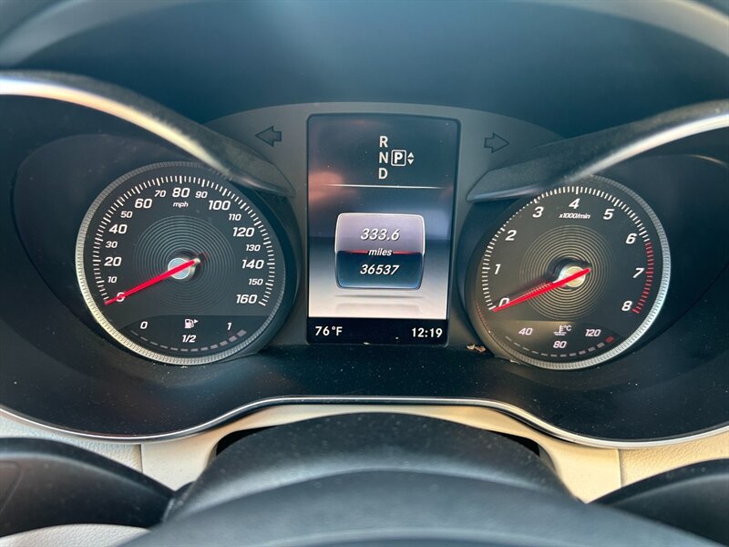Used 2015 Mercedes-Benz C 300 4MATIC Sedan image 18