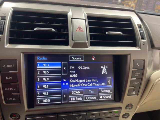 Used 2016 Lexus GX 460 image 19