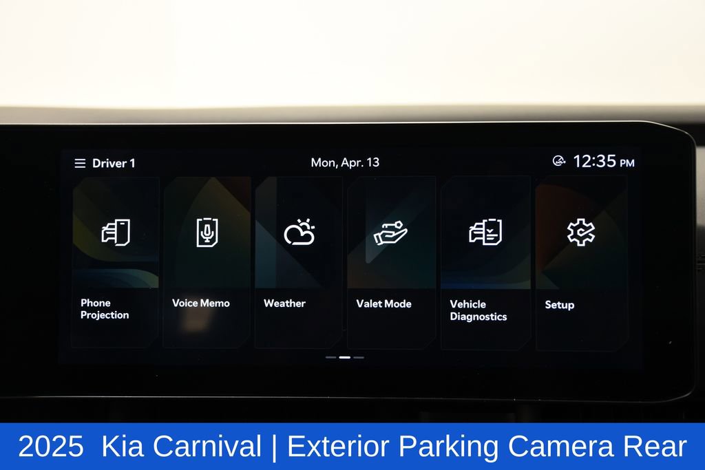 Used 2025 Kia Carnival FWD image 13