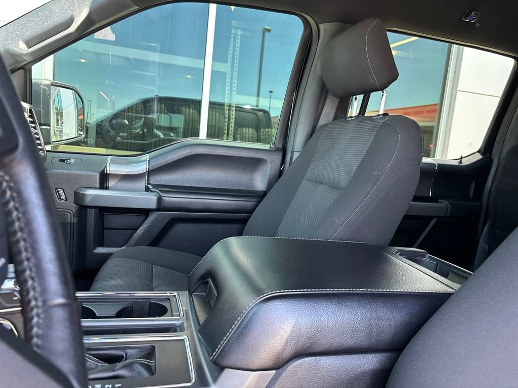 Used 2017 Ford F150 XLT w/ Equipment Group 302A Luxury AWD/4WD image 13
