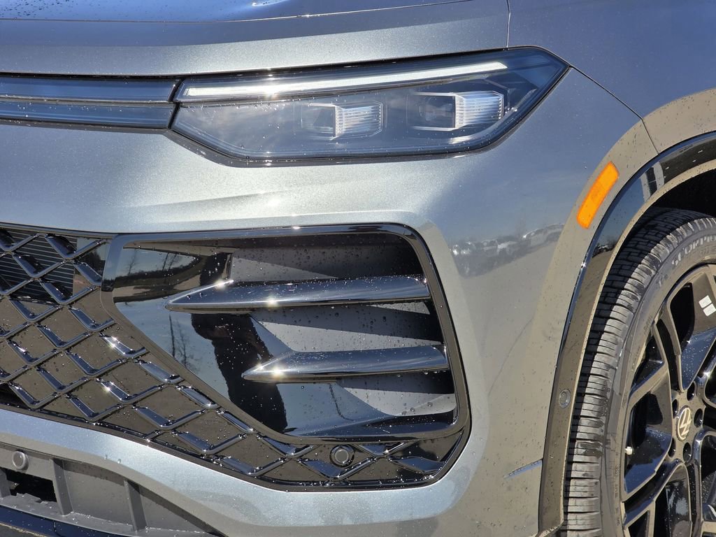 New 2026 Volkswagen Tiguan SE R-Line image 6