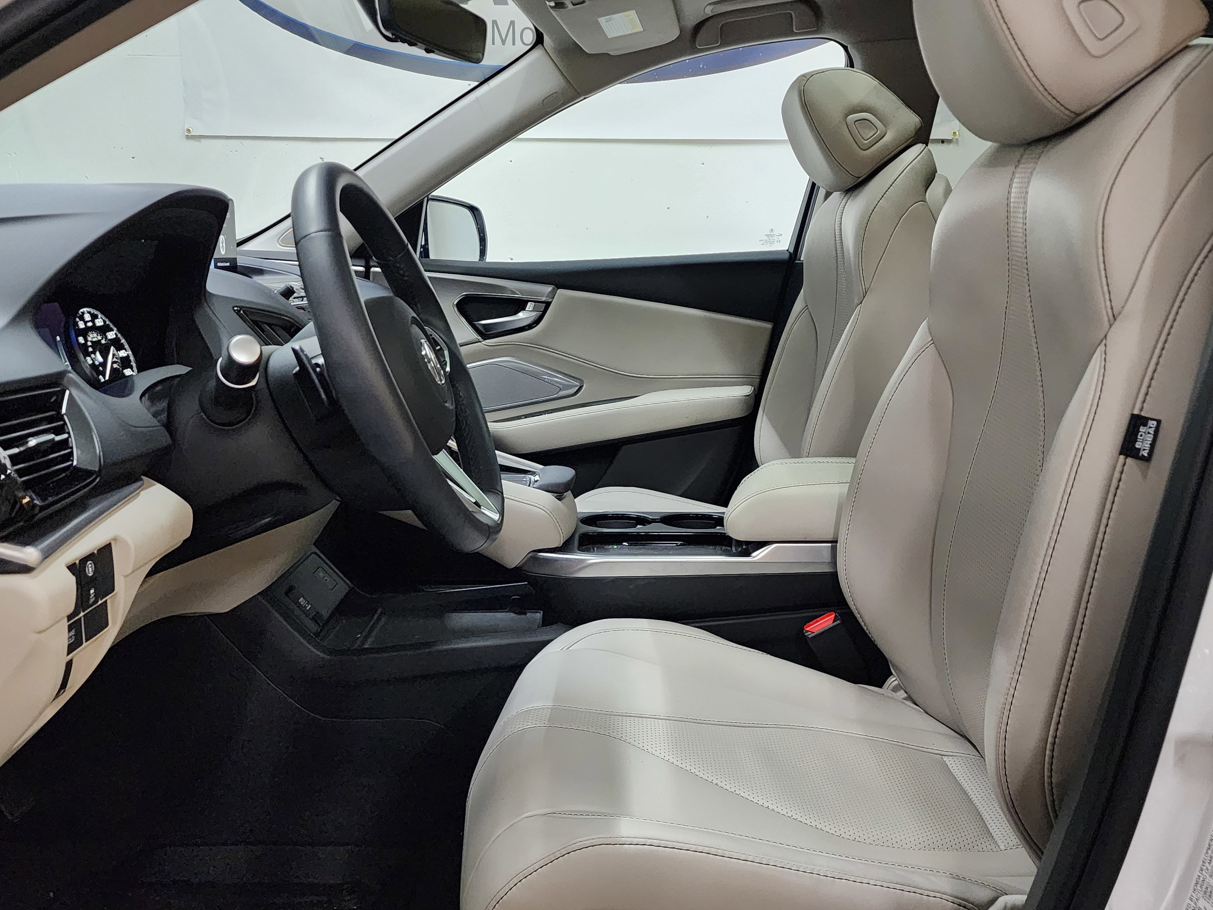 Certified 2025 Acura RDX SH-AWD w/ Technology Package image 14