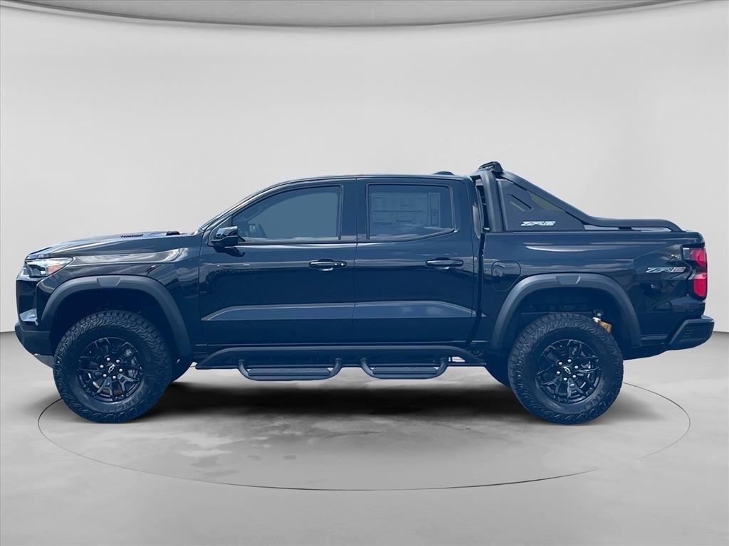 New 2026 Chevrolet Colorado ZR2 w/ Midnight Edition AWD/4WD image 4