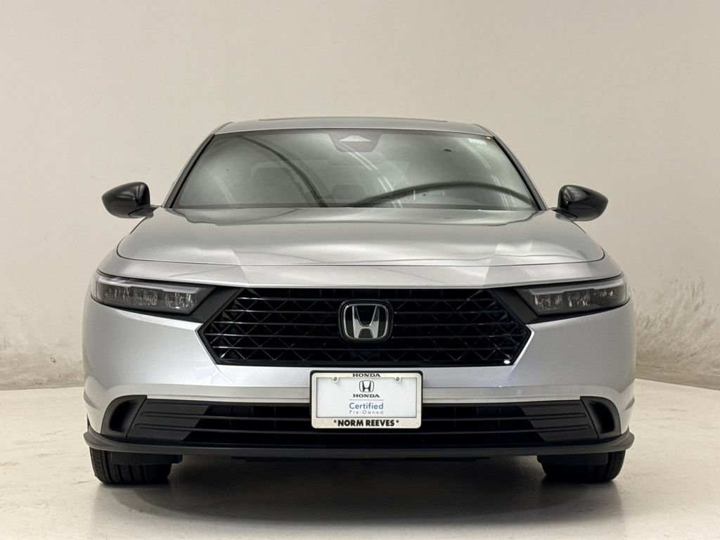 Used 2025 Honda Accord Sport image 3