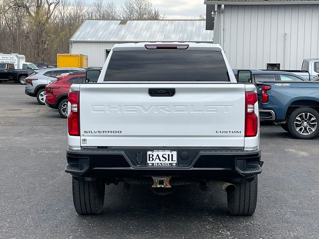 Used 2020 Chevrolet Silverado 2500 Custom w/ Custom Value Package AWD/4WD image 12