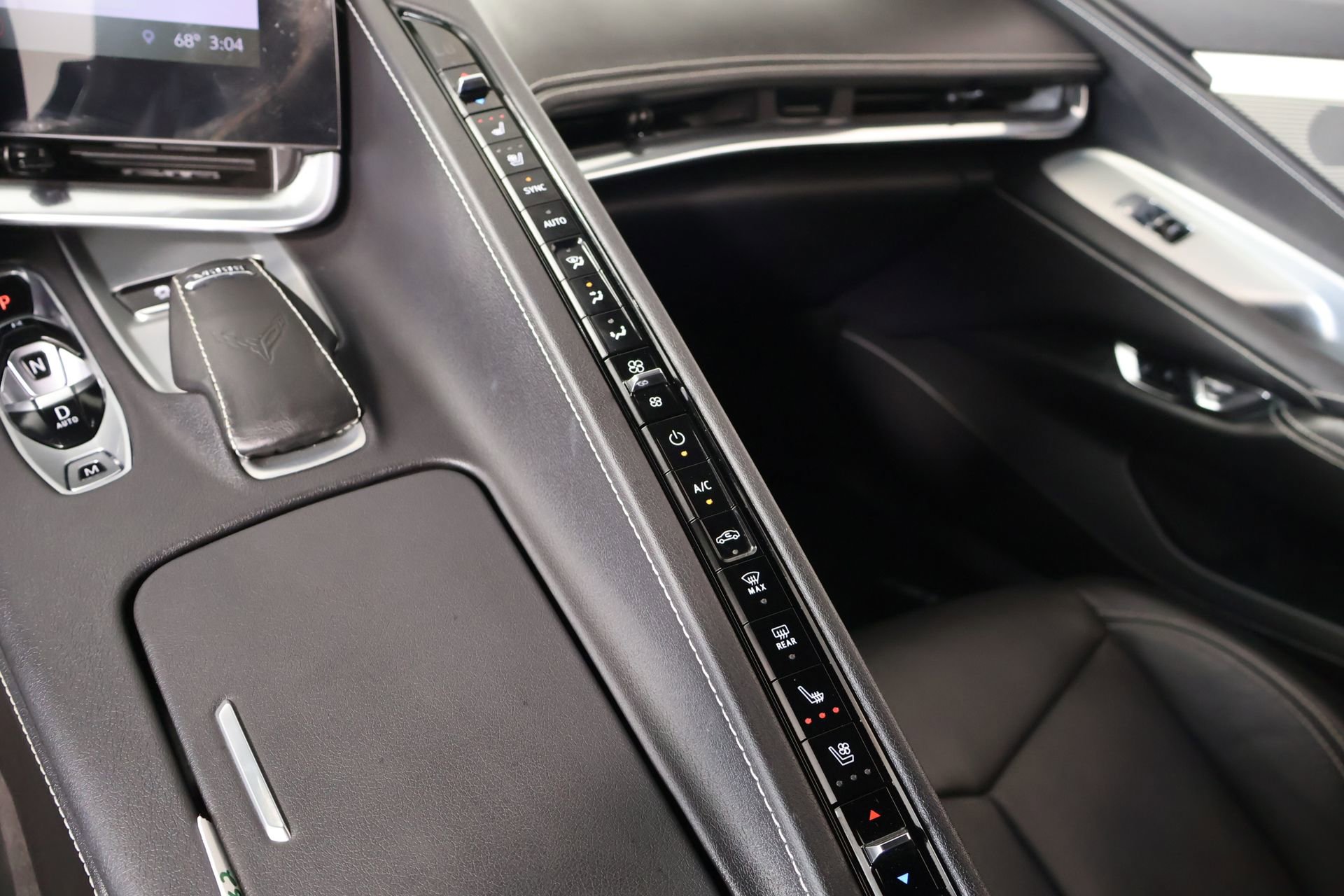 Used 2020 Chevrolet Corvette Stingray Preferred Cpe w/ 2LT Preferred Equipment Group RWD image 8