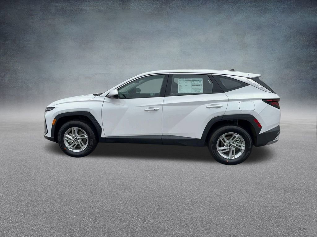 Used 2025 Hyundai Tucson SE image 13