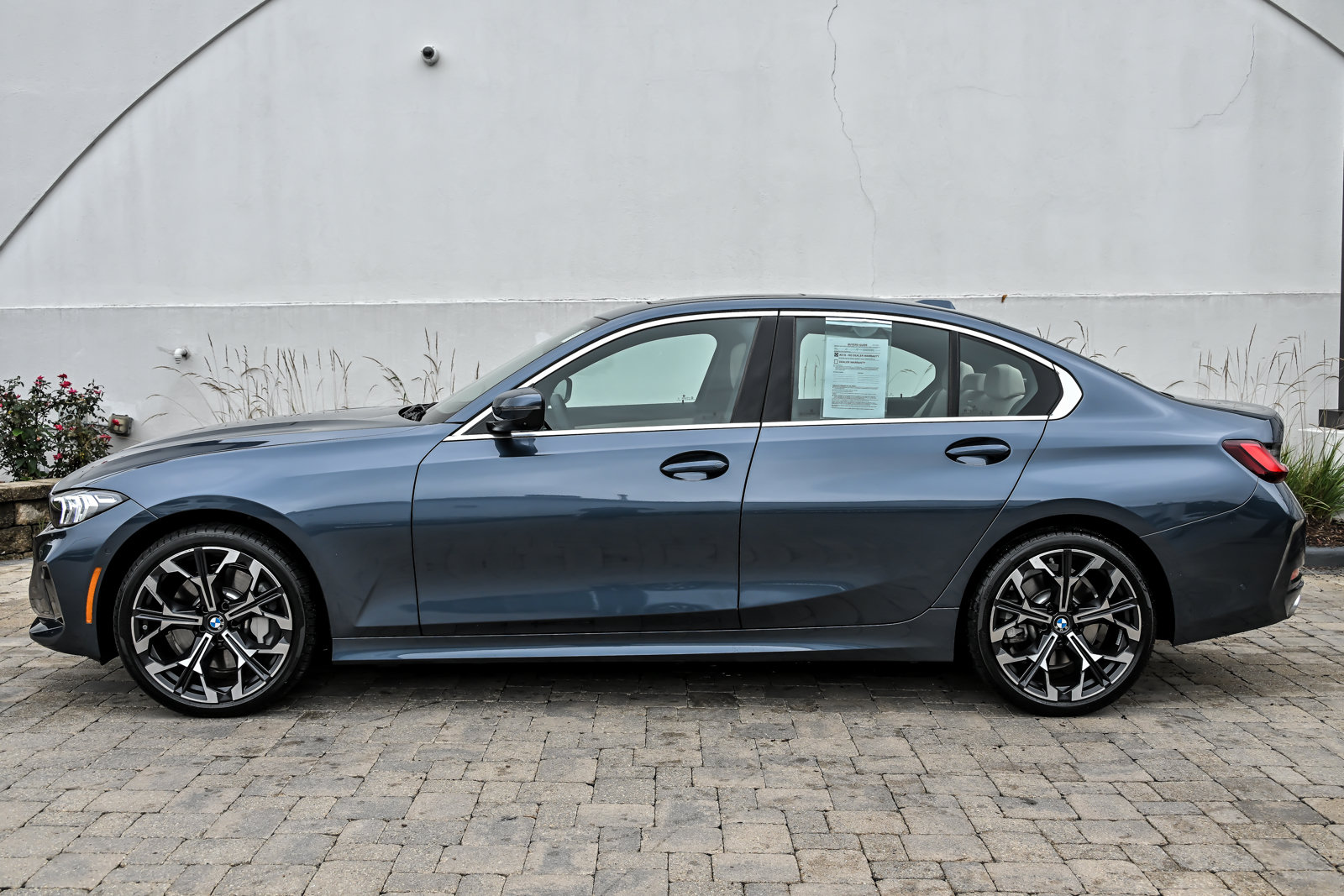 Used 2026 BMW 330i xDrive Sedan AWD/4WD image 10