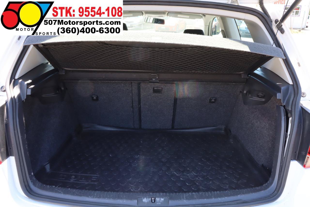 Used 2012 Volkswagen Golf 2-Door FWD image 15