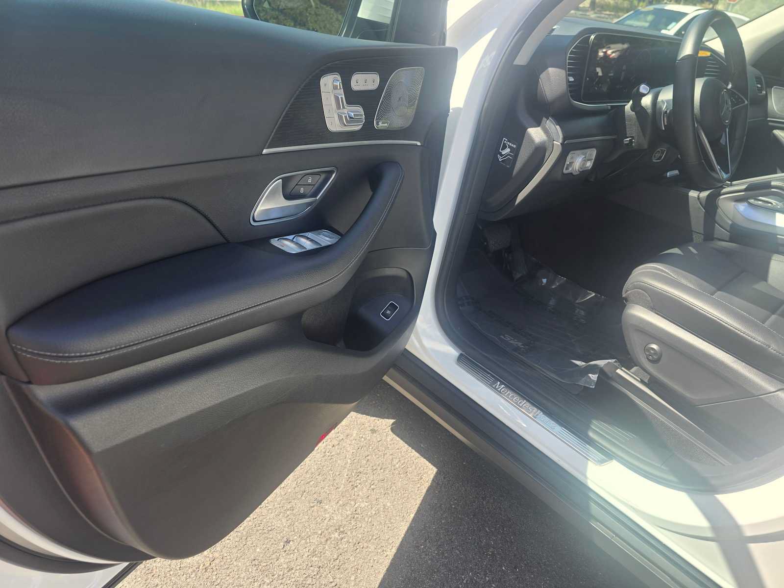 Certified 2024 Mercedes-Benz GLE 450 4MATIC image 23