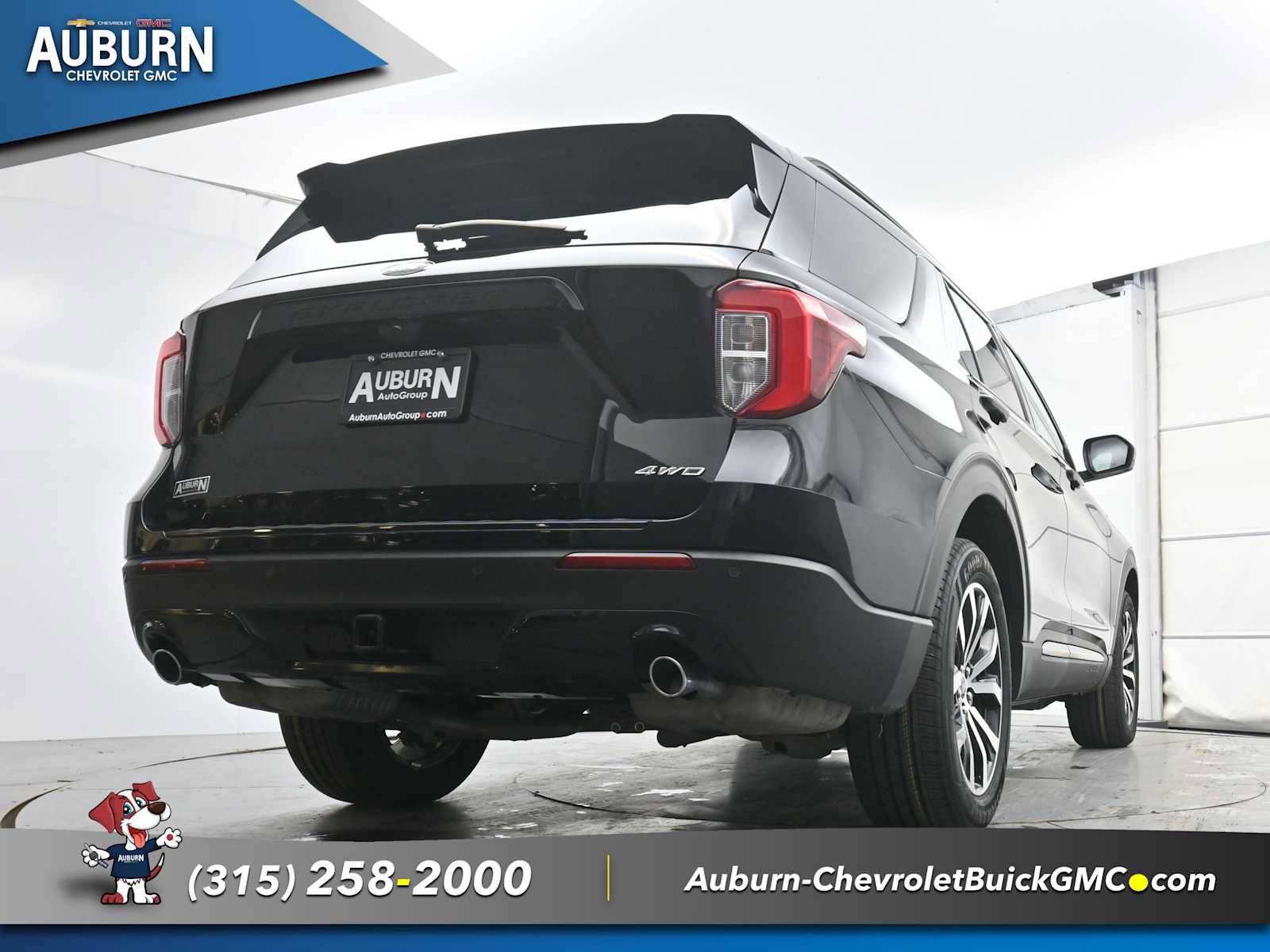 Used 2023 Ford Explorer ST-Line w/ Class IV Trailer Tow Package AWD/4WD image 21