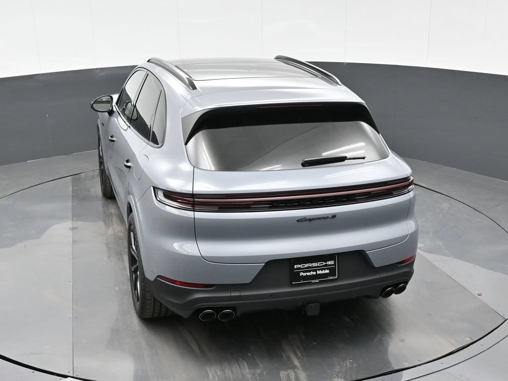 New 2026 Porsche Cayenne S AWD/4WD image 28