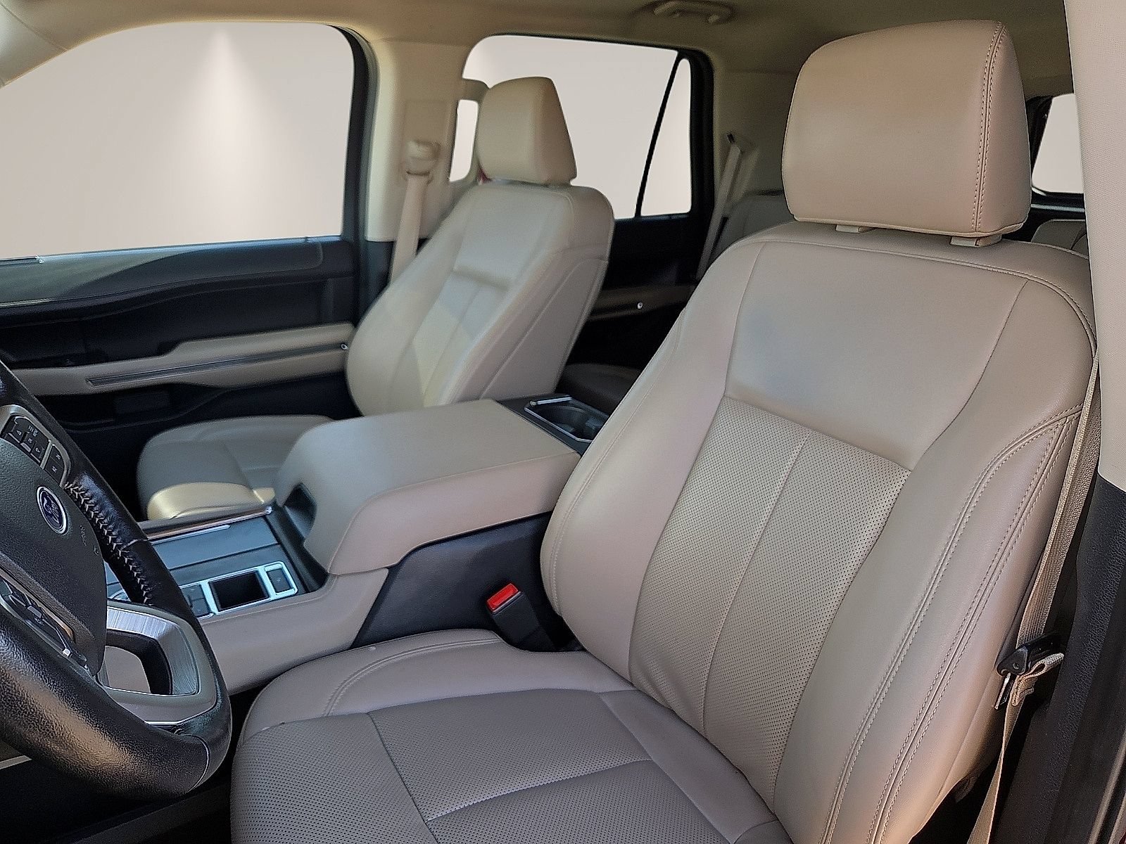 Used 2023 Ford Expedition XLT RWD image 15