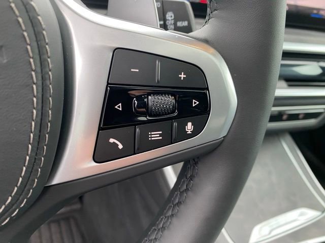 Used 2026 BMW X5 xDrive40i w/ M Sport Package image 23